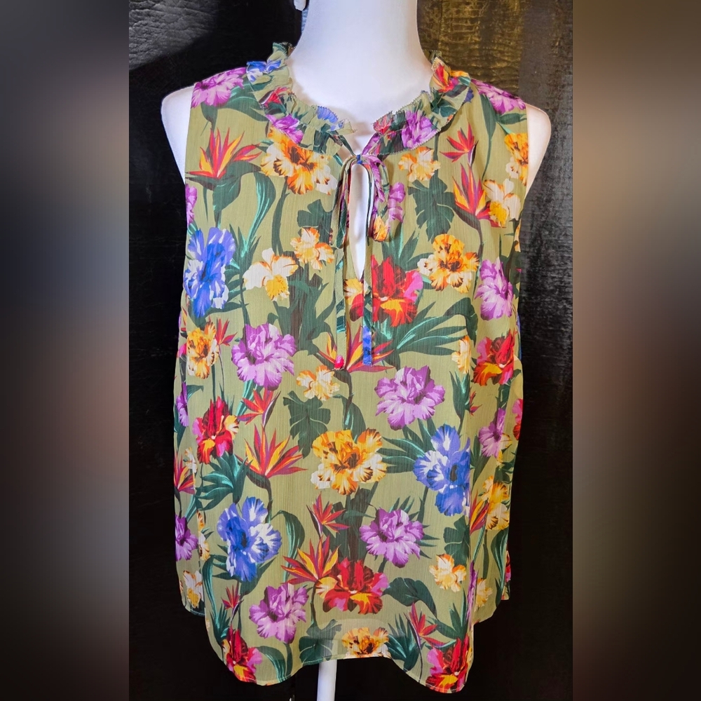 NWT INC International Concepts "Wella Garden" Floral Pattern Tunic Size Large